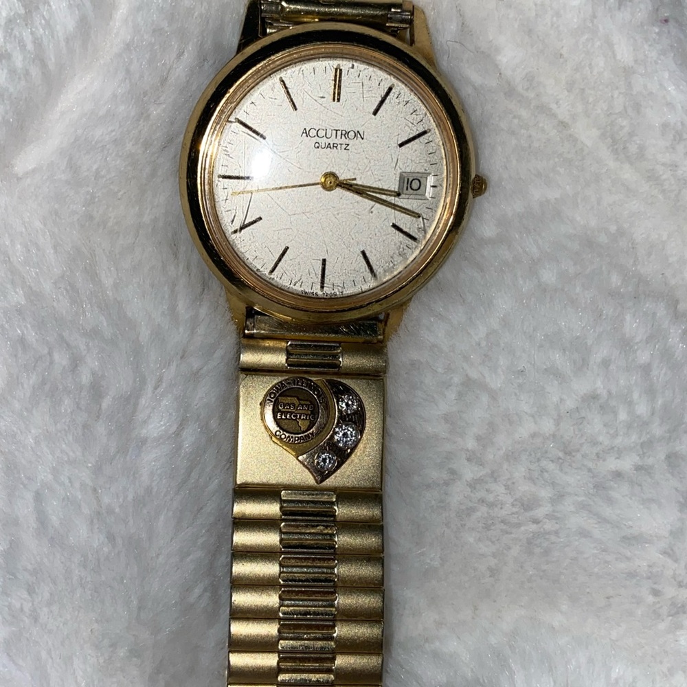 Gold Quartz Men's Watch
